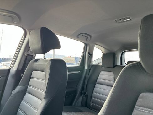 Used 2019 Honda CR-V LX image 6