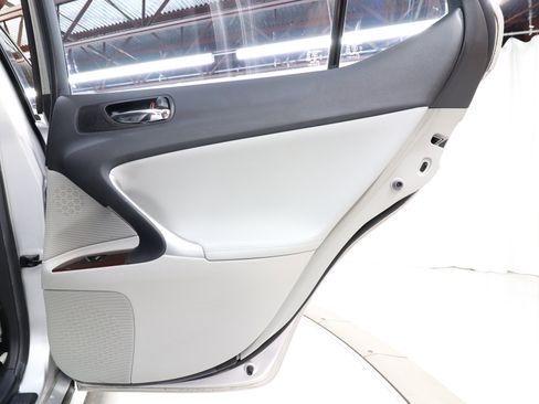 Used 2006 Lexus IS 350 image 23