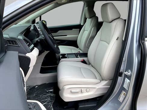 New 2026 Honda Odyssey EX-L image 17