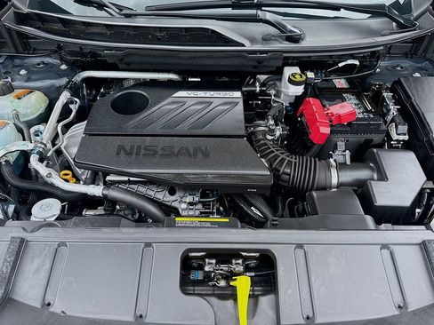 Certified 2025 Nissan Rogue SV AWD/4WD image 29