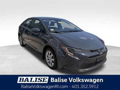 Used 2023 Toyota Corolla LE w/ Carpet Mat Package (TMS) FWD image 1