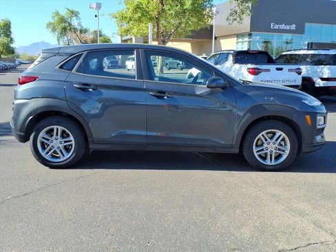 Used 2021 Hyundai Kona SE image 6