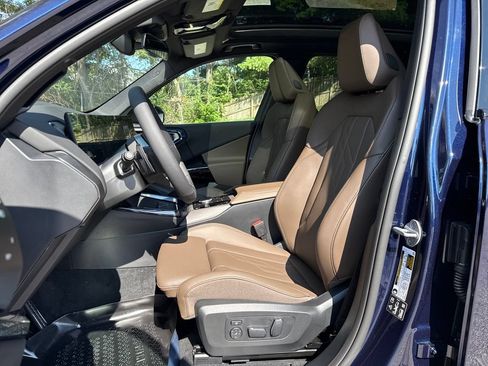 New 2026 BMW X3 xDrive30i w/ Premium Package AWD/4WD image 10