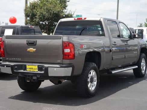 Used 2013 Chevrolet Silverado 2500 LTZ w/ LTZ Plus Package AWD/4WD image 6