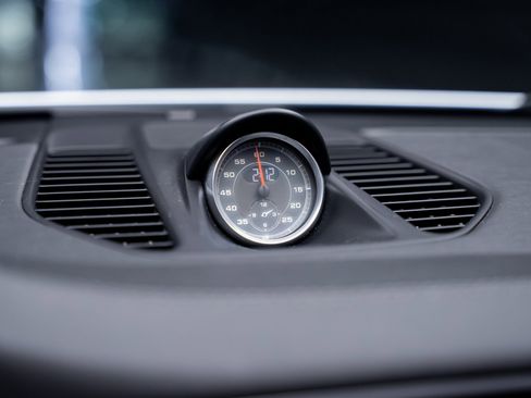 Used 2017 Porsche 911 Turbo image 50