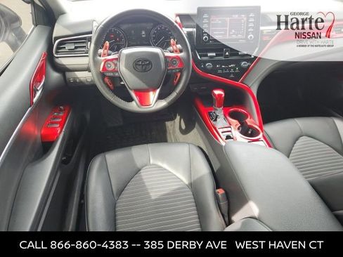 Used 2022 Toyota Camry SE w/ Cold Weather Package image 11