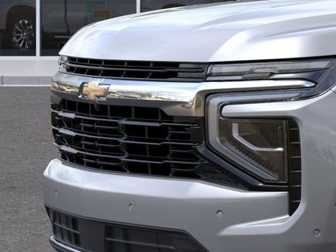 New 2026 Chevrolet Suburban LS image 39