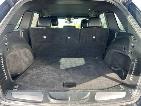 Used 2018 Jeep Grand Cherokee Limited w/ Trailer Tow Group IV AWD/4WD image 15