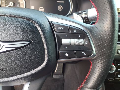 Used 2025 Genesis G70 3.3T Advanced RWD image 28