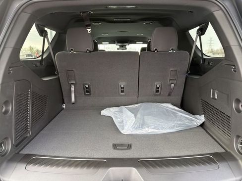 New 2026 Chevrolet Suburban LS w/ LPO, Dark Essentials Package image 19