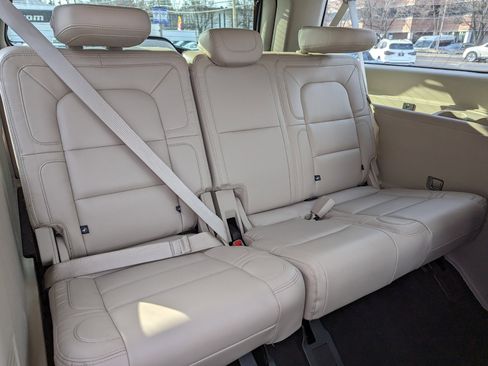 Used 2020 Lincoln Navigator L Reserve w/ Equipment Group 201A Reserve image 46