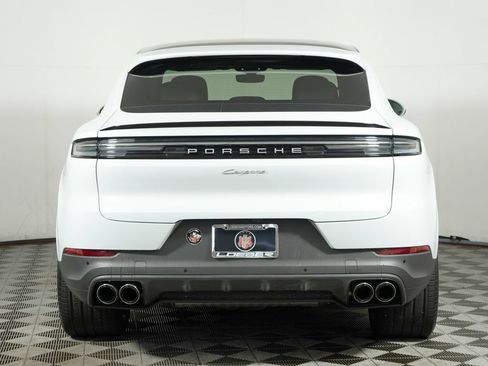Certified 2024 Porsche Cayenne Coupe AWD/4WD image 6