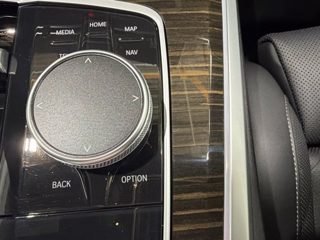 Certified 2024 BMW X5 xDrive40i w/ M Sport Package AWD/4WD image 40