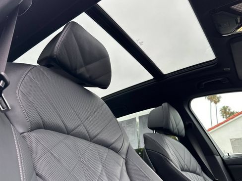 Used 2025 BMW X5 sDrive40i RWD image 17