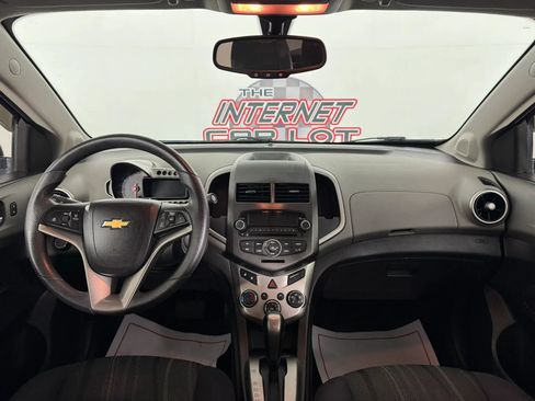 Used 2015 Chevrolet Sonic LT FWD image 11
