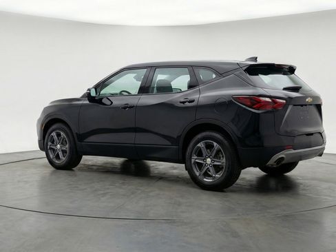 Used 2025 Chevrolet Blazer LT image 6