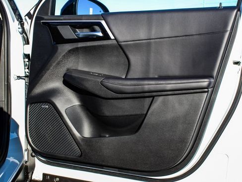 New 2026 Mitsubishi Outlander AWD image 13