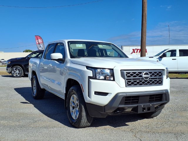 Used 2024 Nissan Frontier SV AWD/4WD image 25