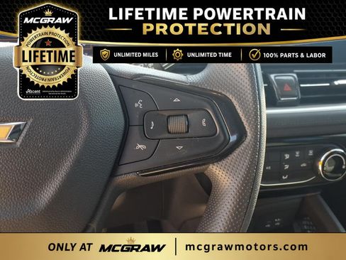 Used 2025 Chevrolet TrailBlazer LT AWD/4WD image 20