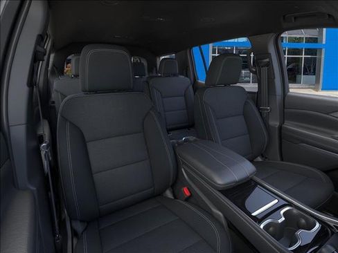 New 2026 Chevrolet Traverse LT w/ Driver Confidence Package image 16