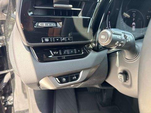 Used 2023 Lexus RX 350 w/ Accessory Package (2T) AWD/4WD image 33