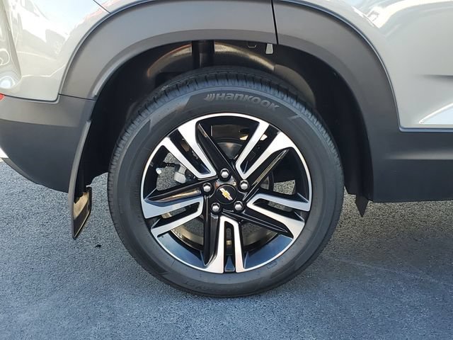 Used 2024 Chevrolet TrailBlazer LT w/ Driver Confidence Package FWD image 7