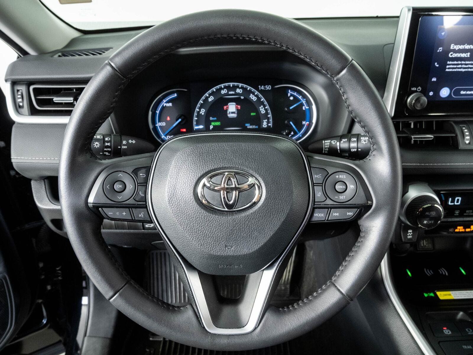 Used 2024 Toyota RAV4 XLE Premium AWD/4WD image 8
