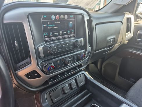 Used 2017 GMC Sierra 1500 SLE w/ Elevation Edition AWD/4WD image 11