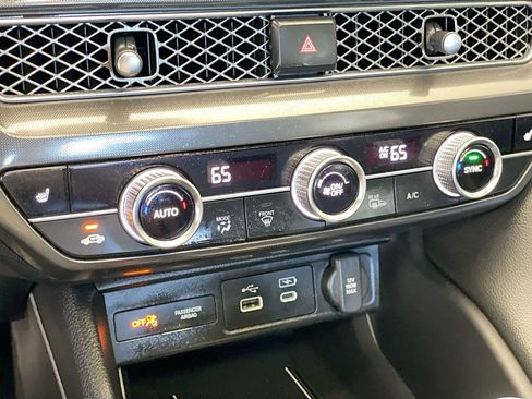 Used 2023 Acura Integra A-Spec image 11