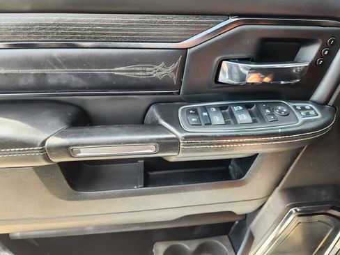 Used 2024 RAM 3500 Limited image 16