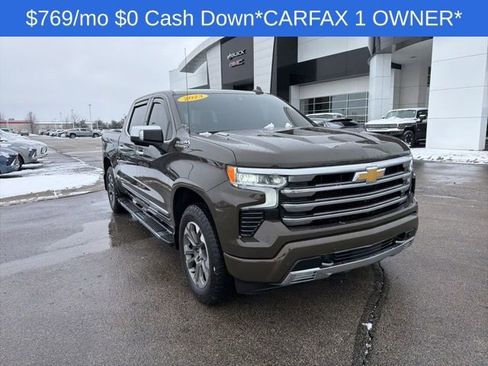 Used 2023 Chevrolet Silverado 1500 High Country w/ Technology Package image 3