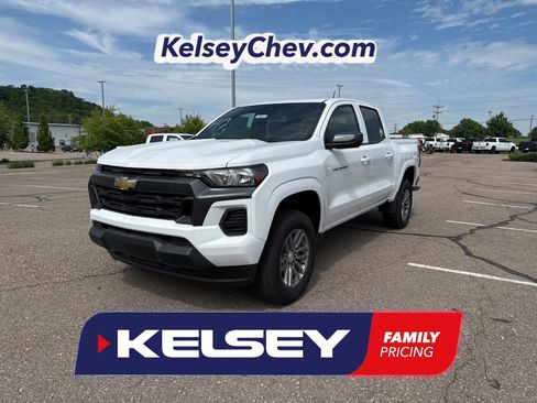 New 2025 Chevrolet Colorado LT w/ Advanced Trailering Package image 1
