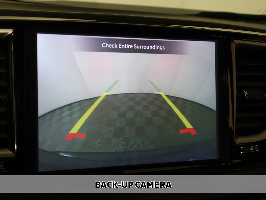 Used 2025 Chrysler Pacifica Select FWD image 6