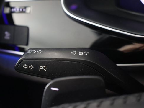 Used 2019 Audi Q8 Premium Plus w/ Premium Plus image 44