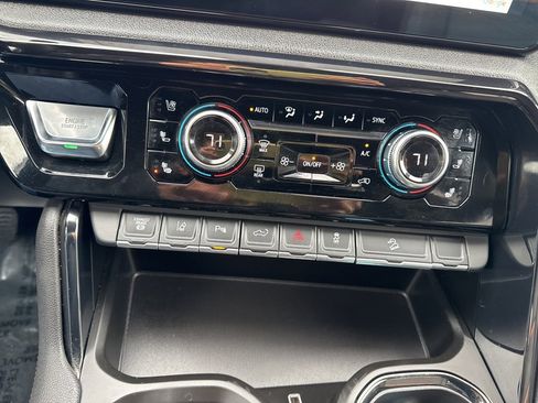 Used 2024 GMC Sierra 3500 AT4 w/ AT4 Premium Plus Package image 32