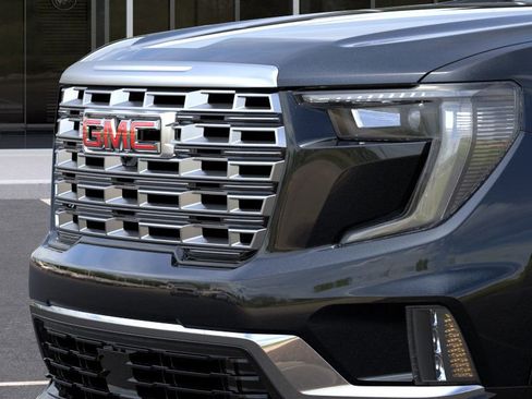 New 2025 GMC Acadia Denali w/ Super Cruise Package image 13