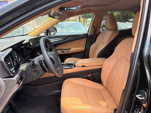 Certified 2025 Lexus NX 350 AWD w/ Accessory Package (Z2) image 23