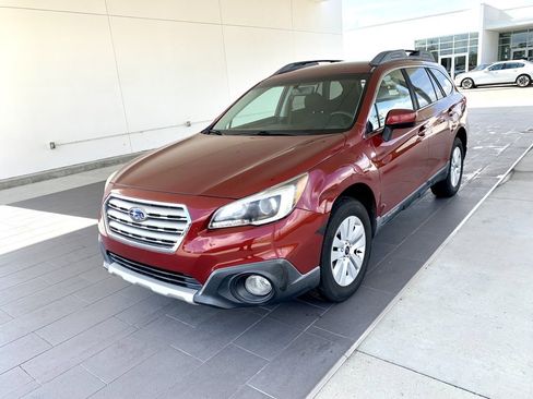 Used 2017 Subaru Outback 2.5i Premium image 1