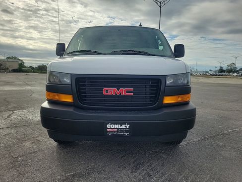 New 2025 GMC Savana 2500 Extended w/ Driver Convenience Package image 3