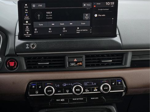 Used 2026 Honda Pilot Elite image 13