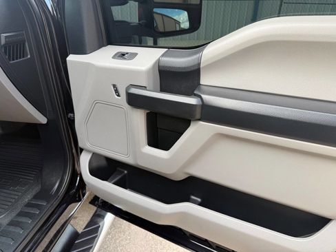 Used 2019 Ford F250 XL w/ STX Appearance Package image 14