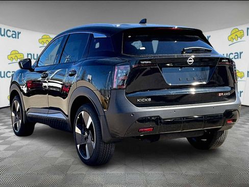 New 2025 Nissan Kicks SR image 5