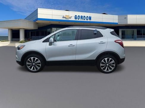 Used 2022 Buick Encore Preferred w/ Safety Package image 2