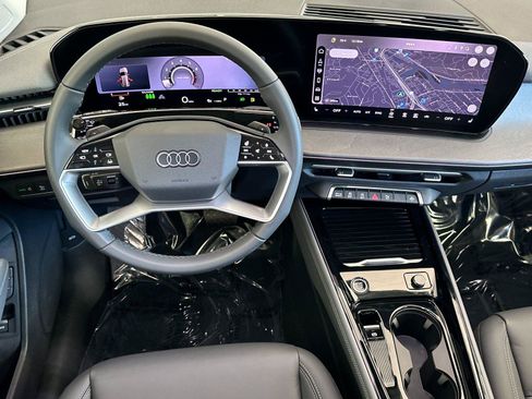 New 2026 Audi Q3 quattro 2.0T AWD/4WD image 13