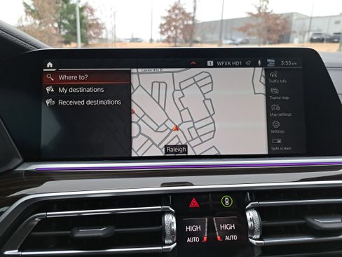 Used 2023 BMW X5 xDrive40i w/ Premium Package image 23