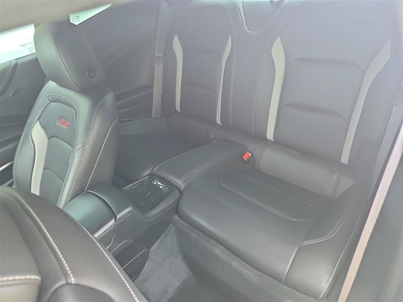 Used 2016 Chevrolet Camaro SS RWD image 7
