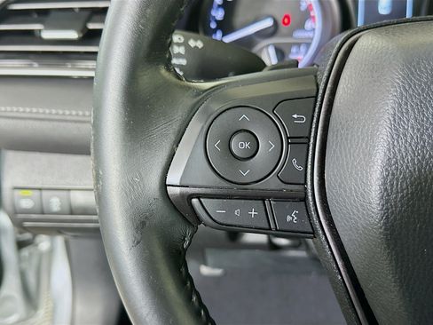Used 2023 Toyota Camry SE FWD image 16