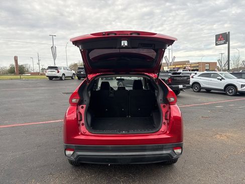 Used 2020 Mitsubishi Eclipse Cross LE image 8