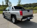 Used 2004 Chevrolet Avalanche Z71 w/ Preferred Equipment Group image 5
