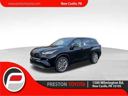 New 2026 Toyota Highlander Platinum image 1